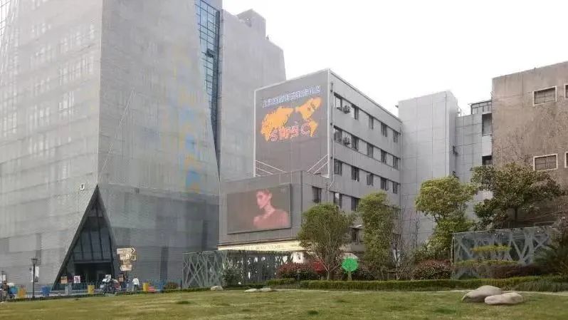 3 上海日本方向國際高中，學費普遍低于10萬7.jpg