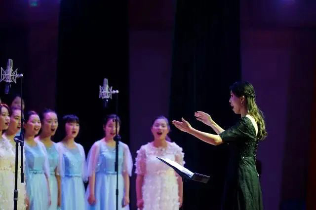 杭州劍橋國際高中怎么樣、好不好？