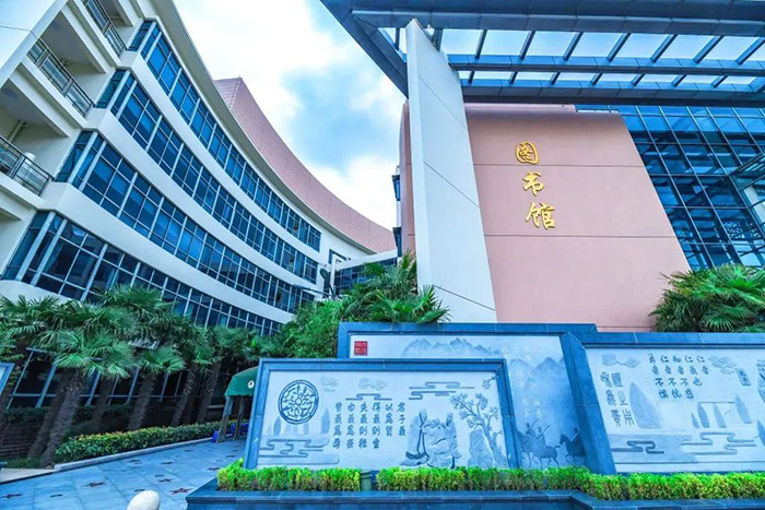 3 上海這幾所高性價比國際高中盤點，學費最低9萬年24.jpg