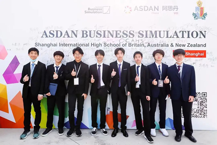 1671522424439193.jpg 2 上海天華英澳美學校,斬獲11枚牛劍面邀21.jpg