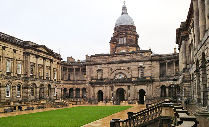 英國大學2020年秋季入學時間安排
