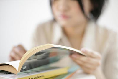 我們還能回美國(guó)上學(xué)讀書嗎？